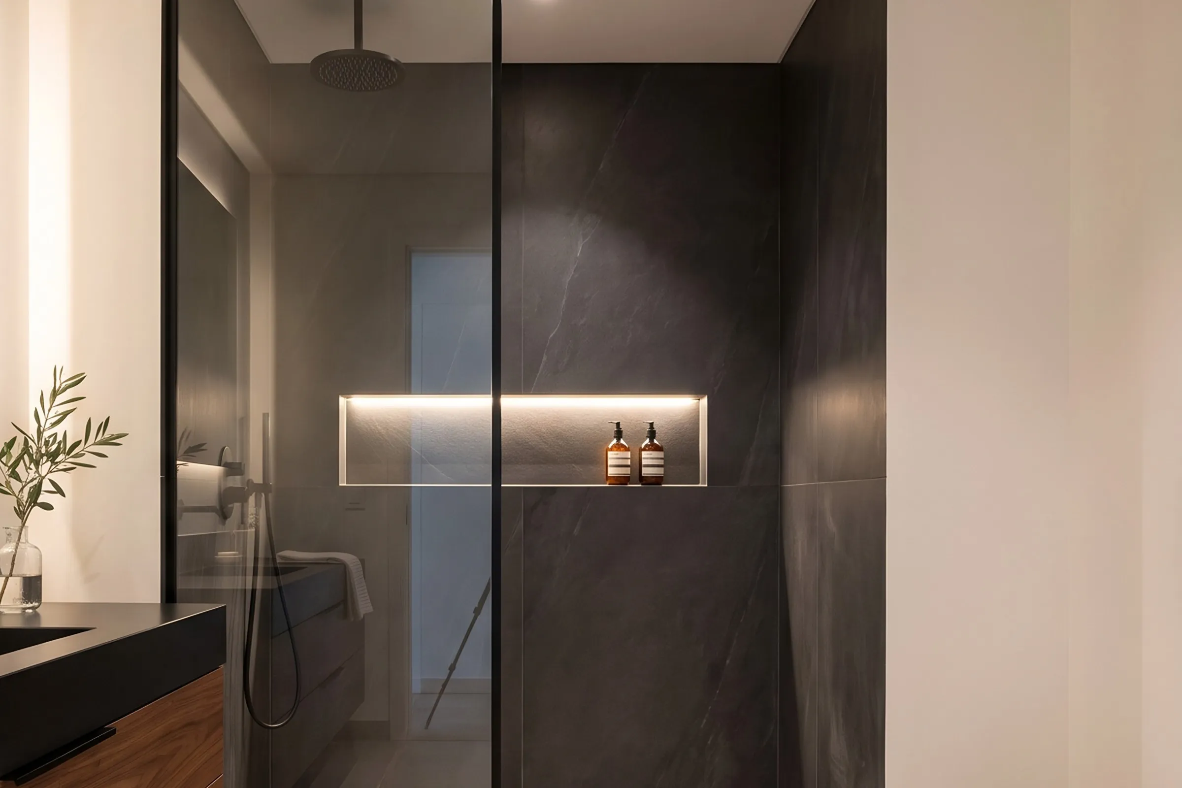 Walk-In Shower Size, Depth and Glass: Dubai Guide